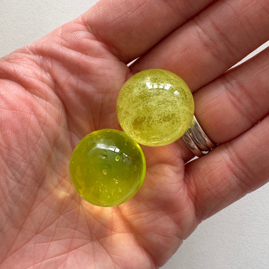 1 pc Uranium Round Glass Sphere Marble without Hole (16mm / 20mm / 25 mm), Glass, Czech Republic