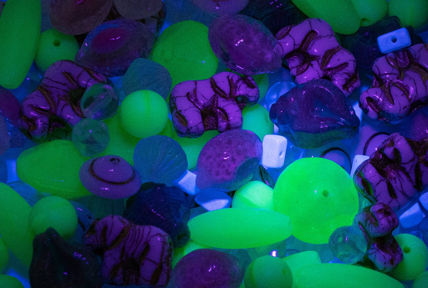 LIMITED Mix of Czech Glass Beads, UV active Turquoise and Pink