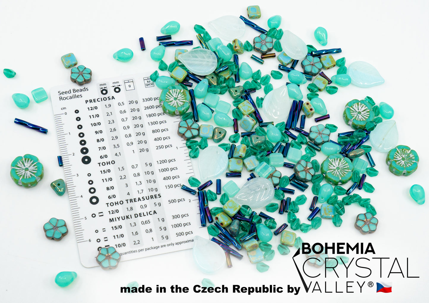 Mischung aus einzigartigen tschechischen böhmischen Glasperlen, Rocailles, undurchsichtigem türkisgrünem Kupferkristallsilber, matt und glänzend, handgefertigt von BCV