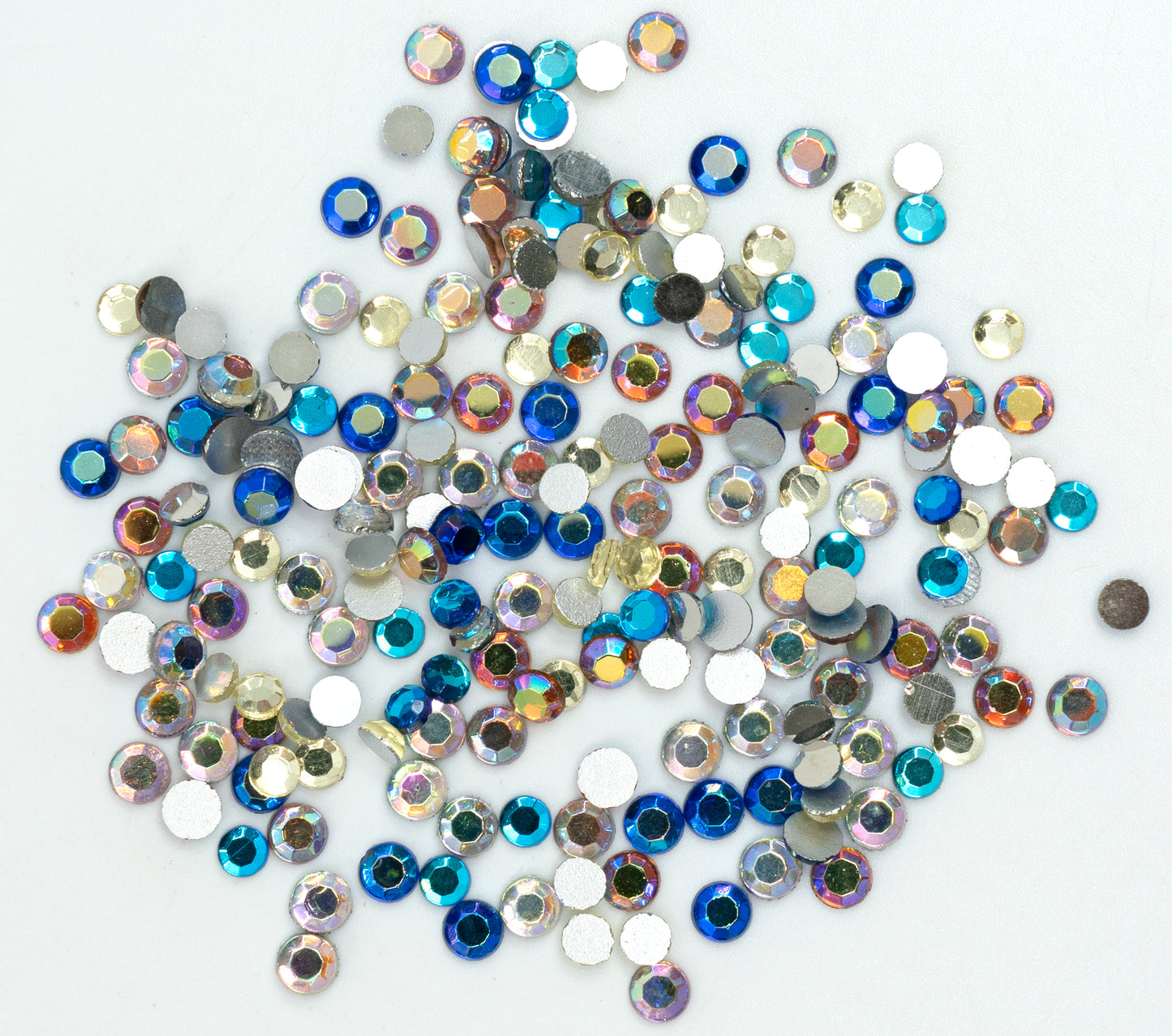 小平背玻璃莱茵石晶体的惊喜组合，约 100 克3-6mm (SS12-SS28) 用于珠宝和指甲设计