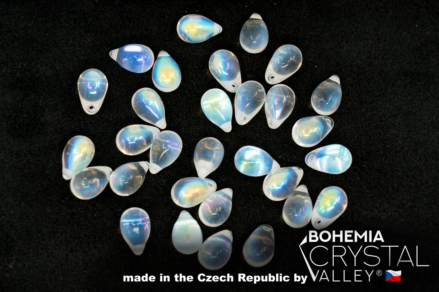 Über 120 Perlen-Set mit 6 x 9 mm großen Anhänger-Tropfenperlen – tropfenförmige Glasperlen für die Schmuckherstellung, Set in 4 sanften, klaren Farben: Rosa, Opal-Türkis, Bernstein, Kristall-AB