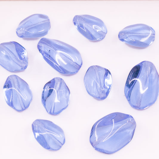 OUTLET 10 grams Shaped Oval Beads, size mix, Transparent Light Amethyst (20210), Glass, Czech Republic