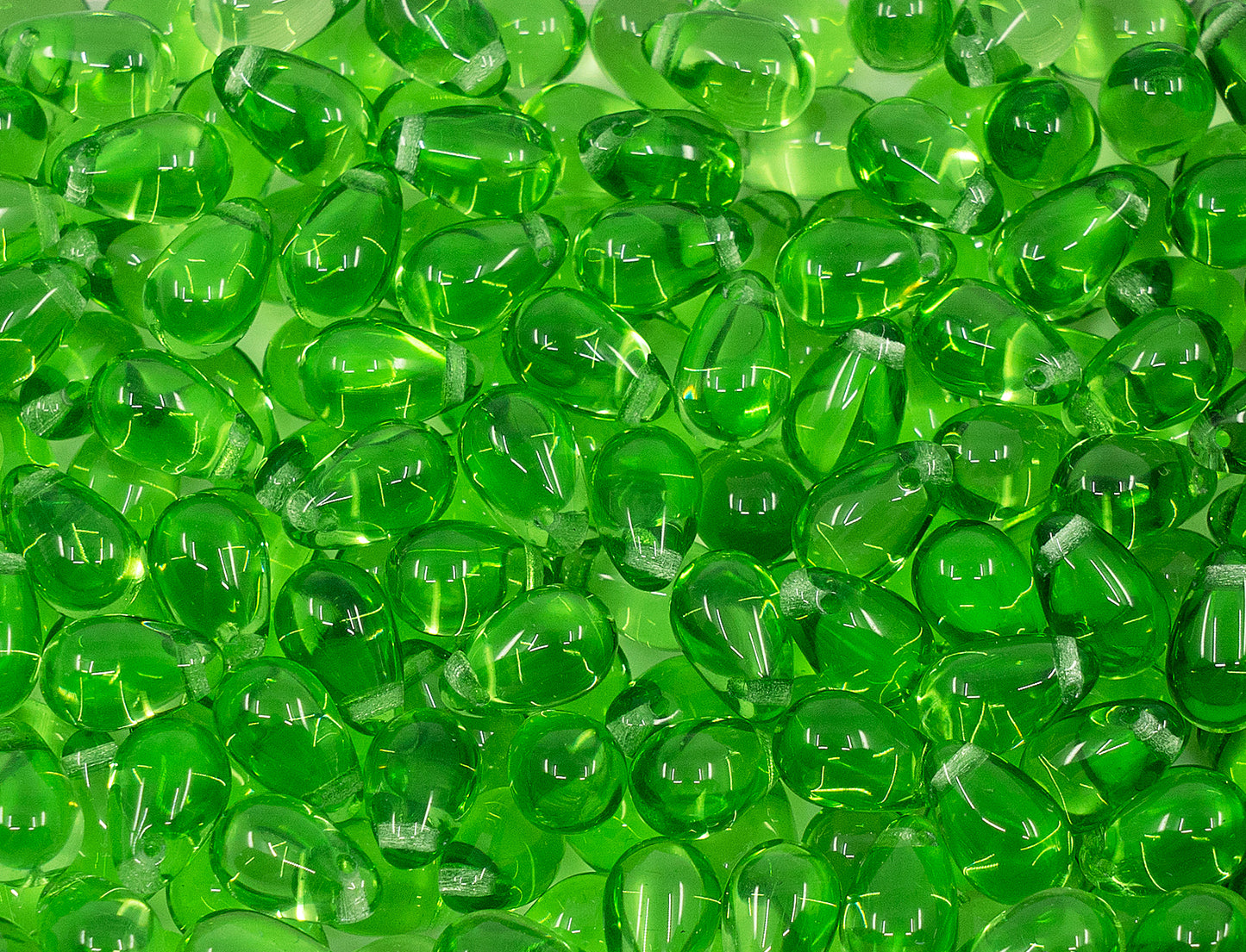 Teardrop Drop Beads, Transparent Simple Green, Glass, Czech Republic