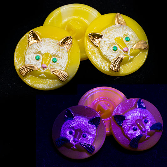 OUTLET 1 pcs Czech Glass Handmade Button, s12, Yellow Uranium Cat White Gold, Glass, Czech Republic