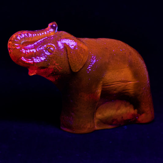 Cadmium Red Glass Statuette - Elephant - Glow Under UV light