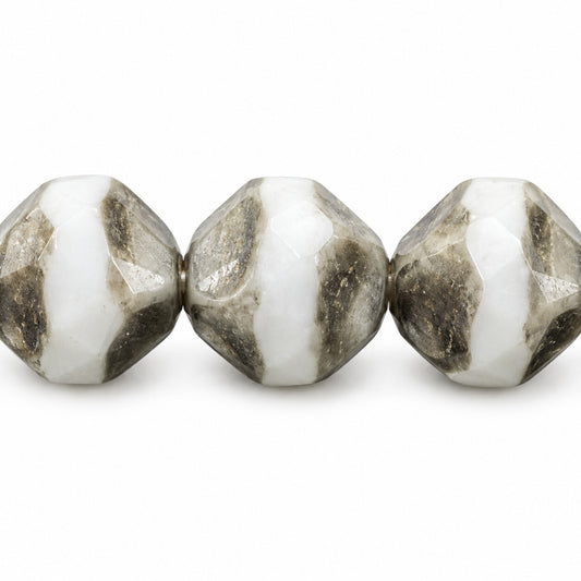 Special Cut Faceted Fire Polished Beads. Smashed, Chalk White Platin (03000-13702), Glass, Czech Republic
