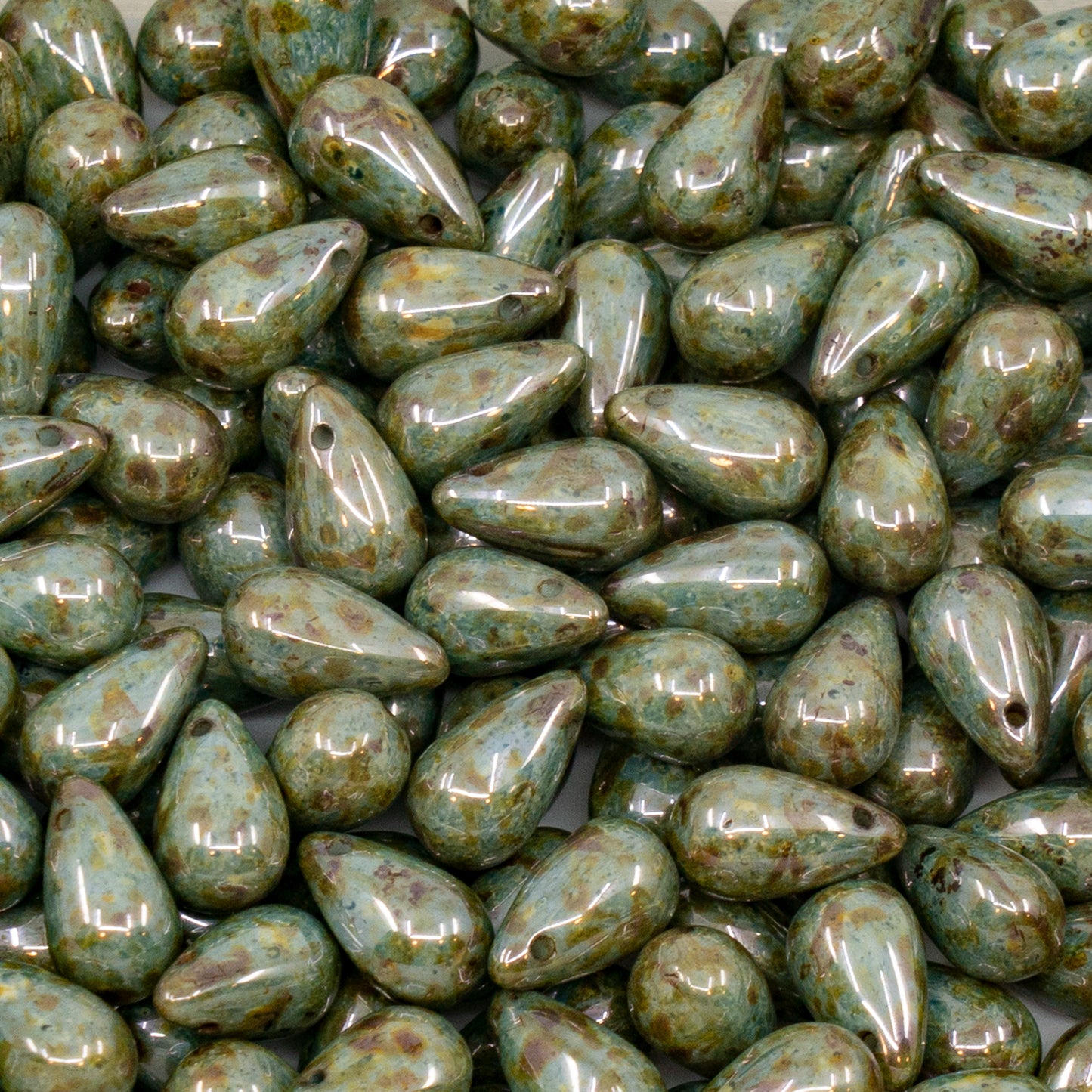 OUTLET 250g Drop Beads, 6 x 13 mm, White Stain With Luster Blue (02010-65431), Glass, Czech Republic