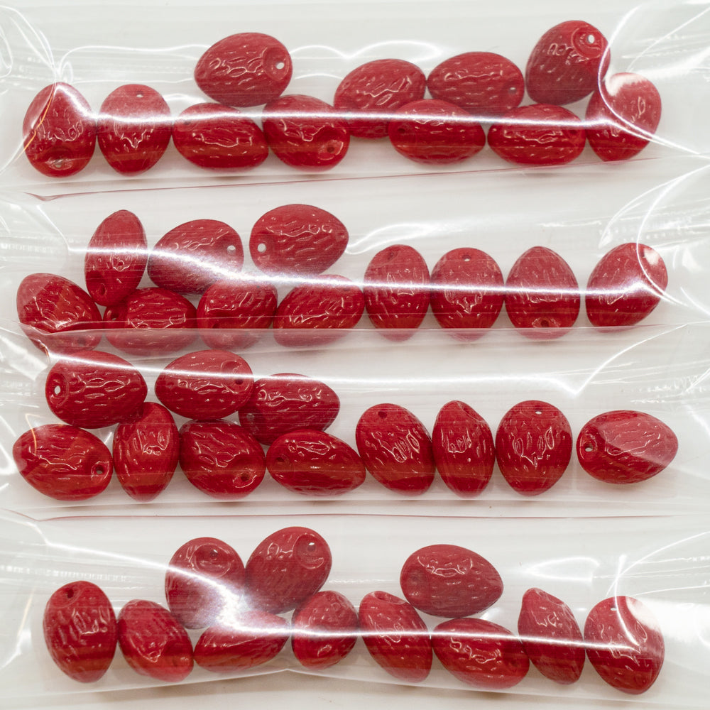 OUTLET 10 grams Strawberry Friut Pressed Glass Beads, 7 x 11 mm, Red (93190), Glass, Czech Republic