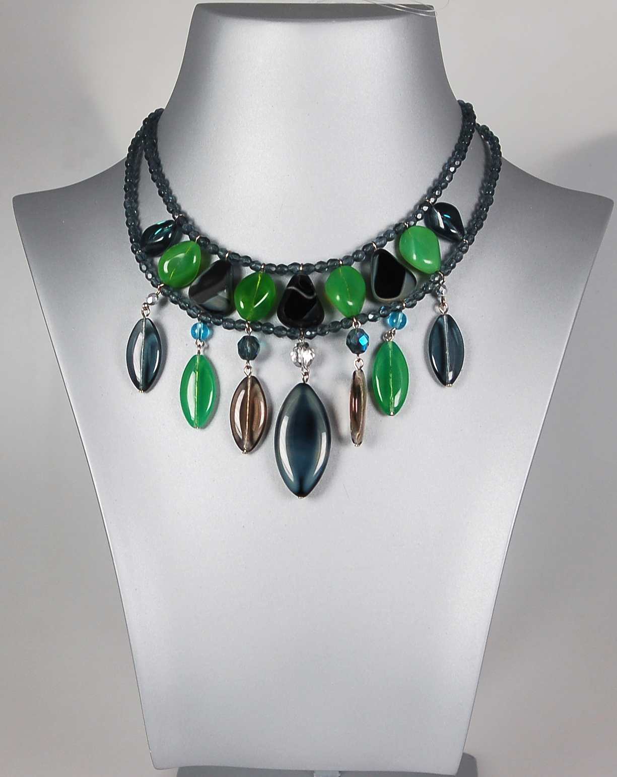 3 pcs Jewelry piece with Czech Glass Beads (OUTLET Vintage)