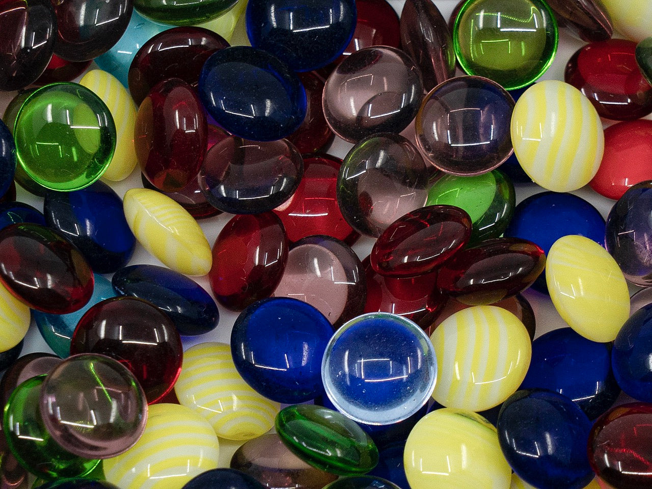 OUTLET 无孔扁豆，毫米，玻璃，捷克共和国