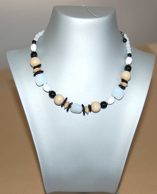 3 pcs Jewelry piece with Czech Glass Beads (OUTLET Vintage)