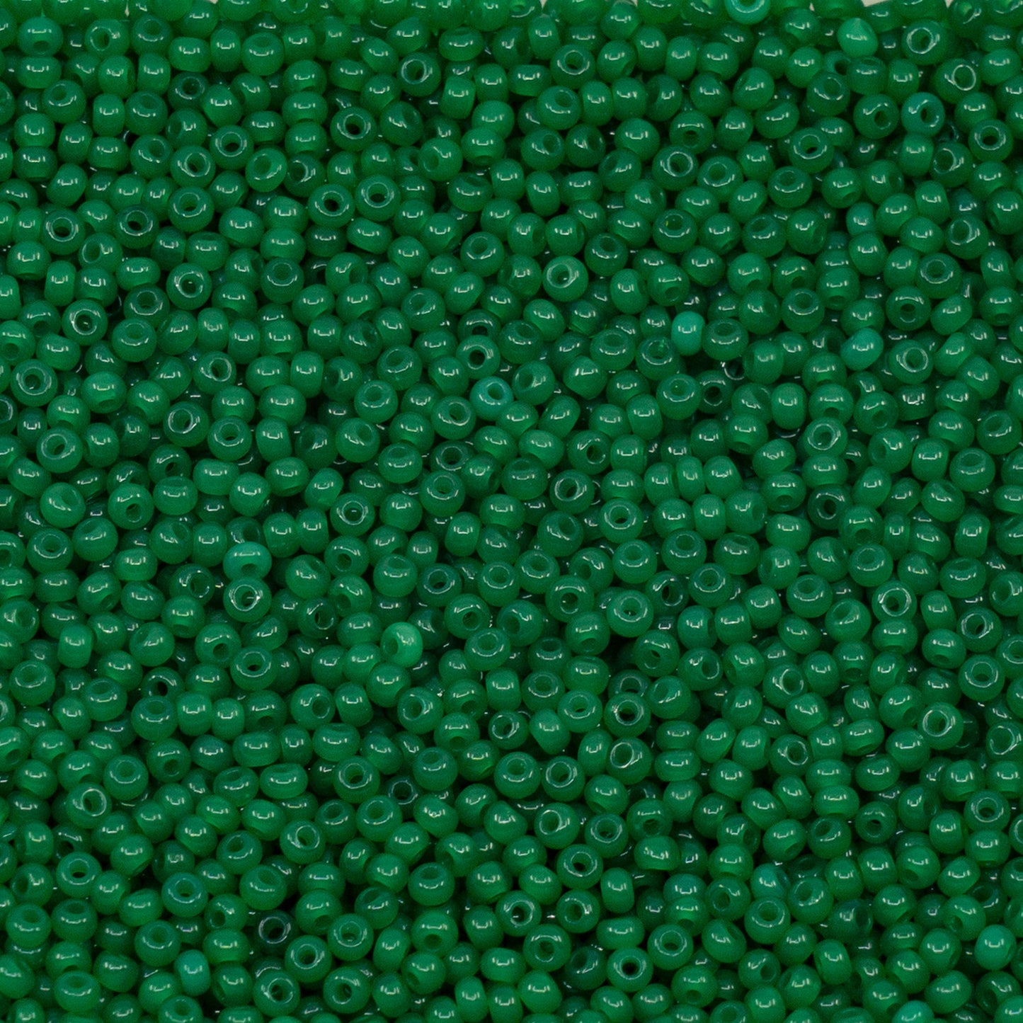 OUTLET 10 grams Preciosa Ornela Seed Beads, Round Hole, Loose, 10/0, alabaster green (52240), Glass, Czech Republic
