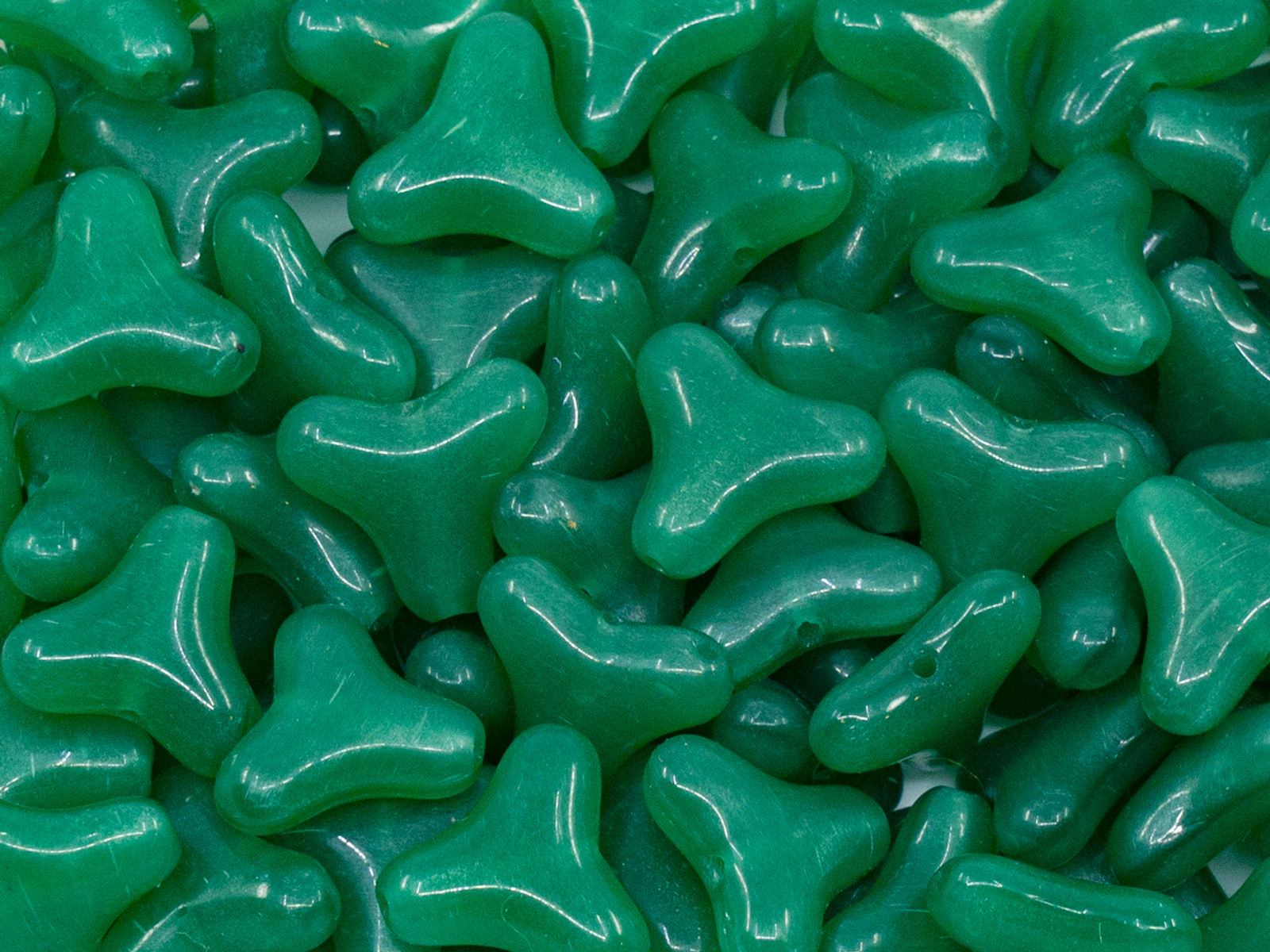 The first & the biggest bead outlet online since 2023 - huge selection, different colors, various shapes and sizes