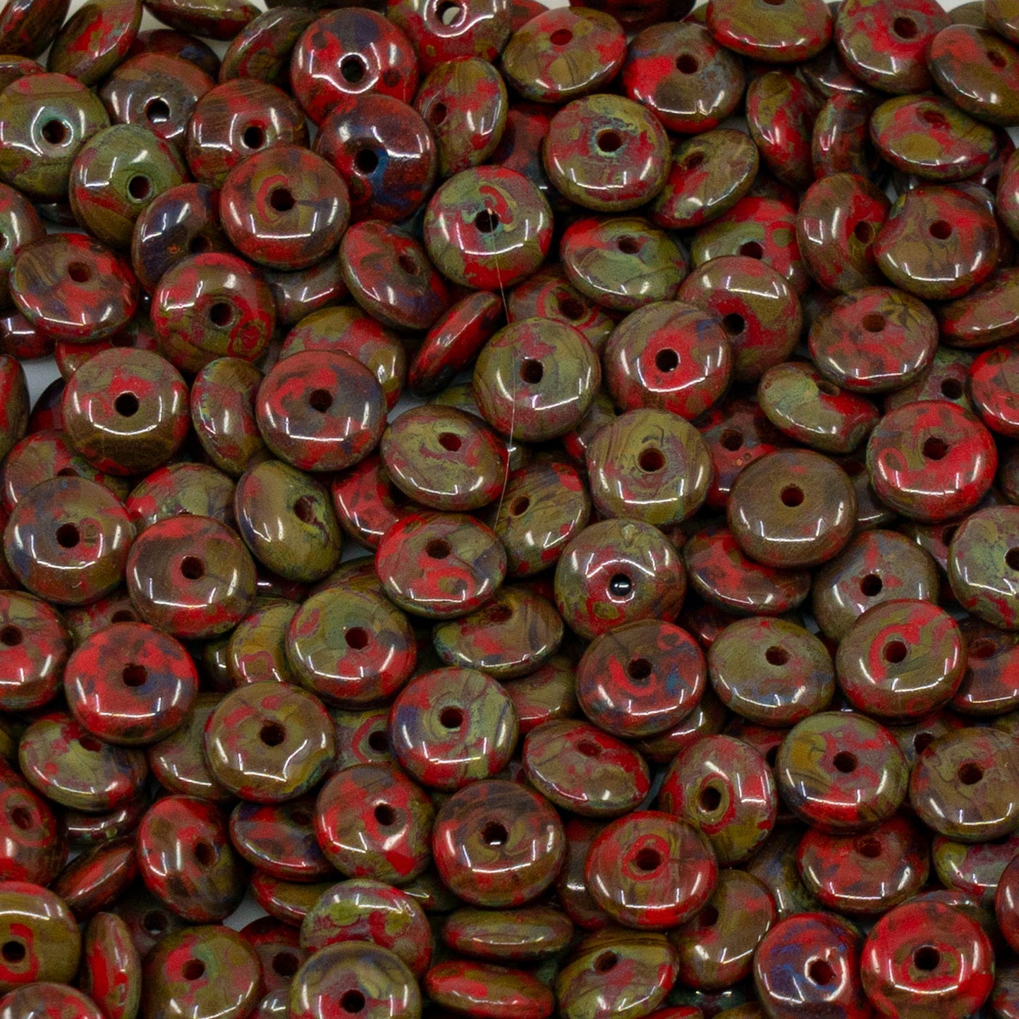 OUTLET 250克太空盘珠，6 x 6毫米，不透明红色石灰华 (93200-86800)，玻璃，捷克共和国