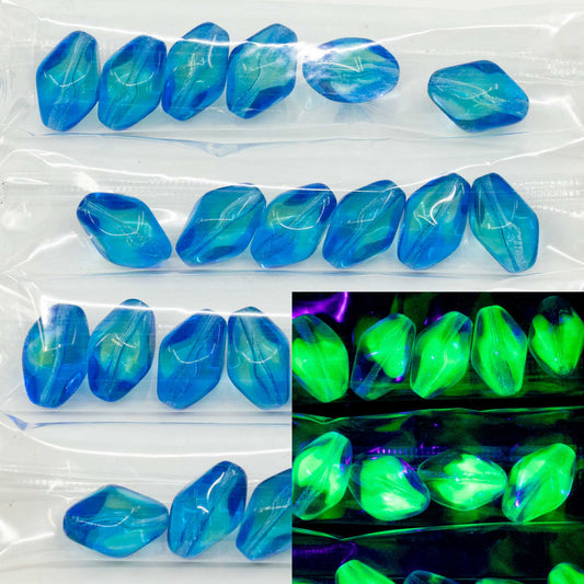 OUTLET 10 grams Twisted Bicone Beads, 15 x 10 mm, Blue Green Uranium (87311), Glass, Czech Republic