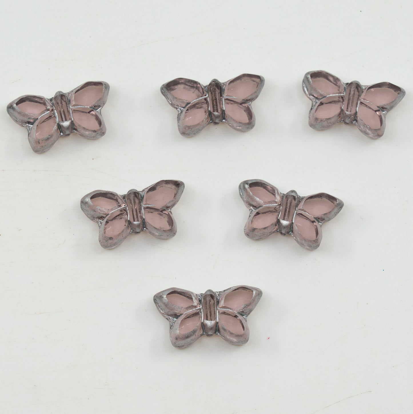 OUTLET 5克 桌面切割蝴蝶珠，20 x 12毫米，透明浅紫水晶银色飞溅（20020-86700），玻璃，捷克共和国