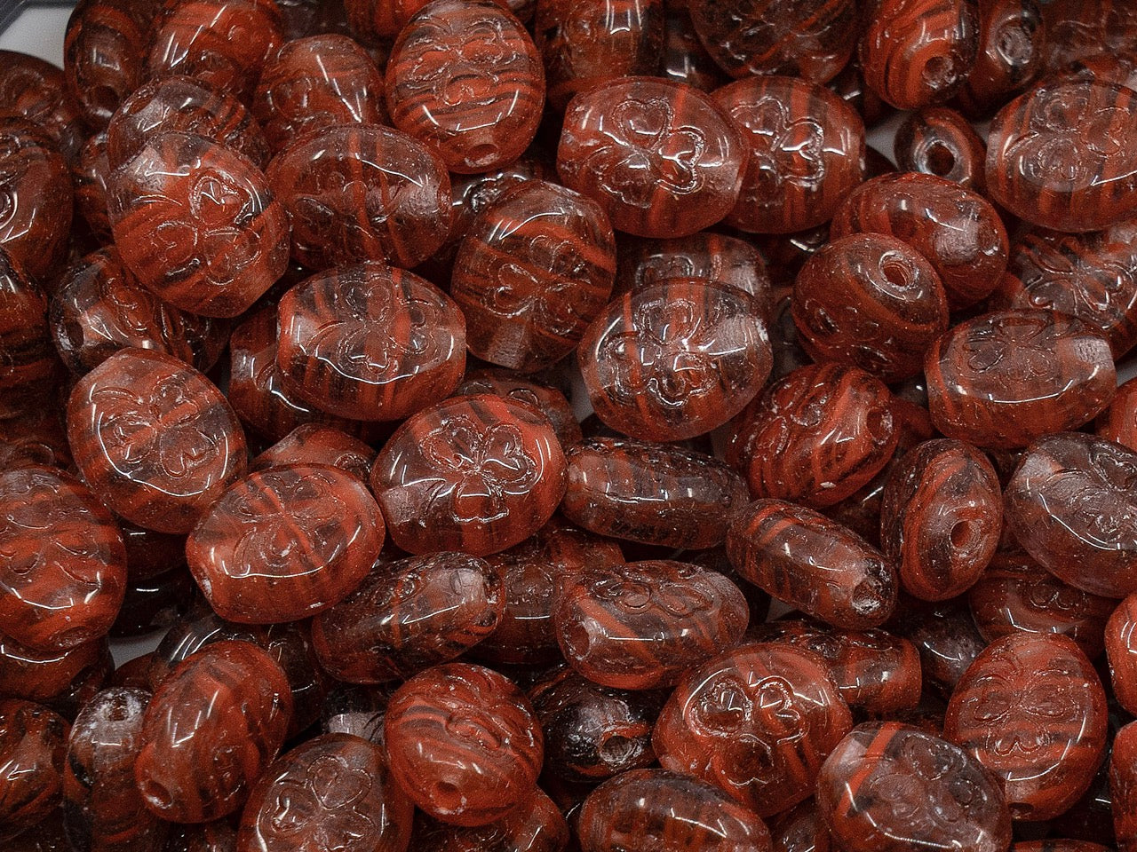 OUTLET Shamrock Oval Beads, 10x8 mm, Glass, Czech Republic