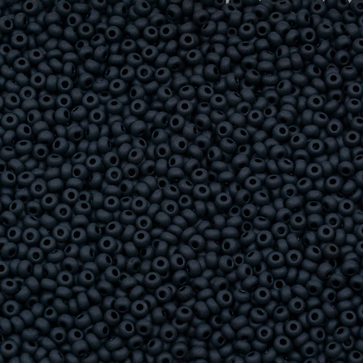 OUTLET 10 grams Preciosa Ornela Seed Beads, Round Hole, Loose, Mat, 10/0, black (23980), Glass, Czech Republic
