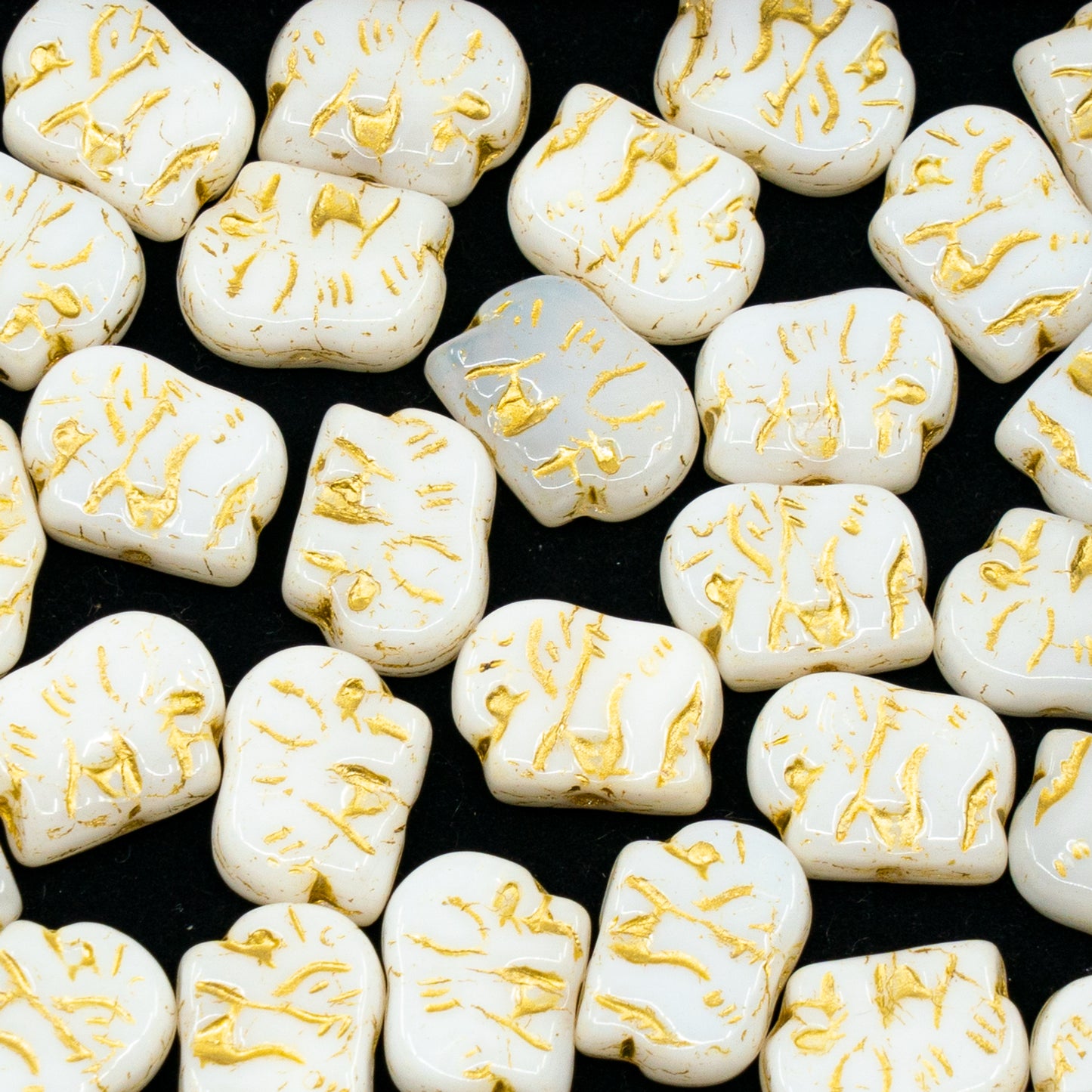 OUTLET 250 grams Small Elephant Beads, 9 x 12 mm, White Gold Lined (02010-54302), Glass, Czech Republic