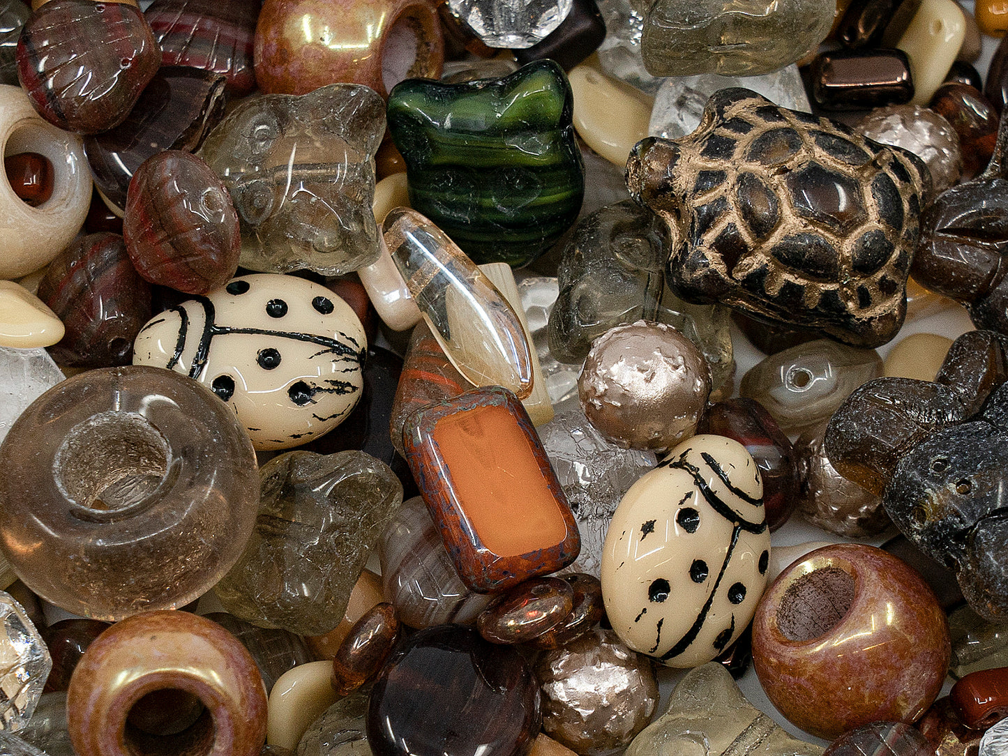 OUTLET 混合独特的捷克波西米亚玻璃压珠，毫米，玻璃，捷克共和国