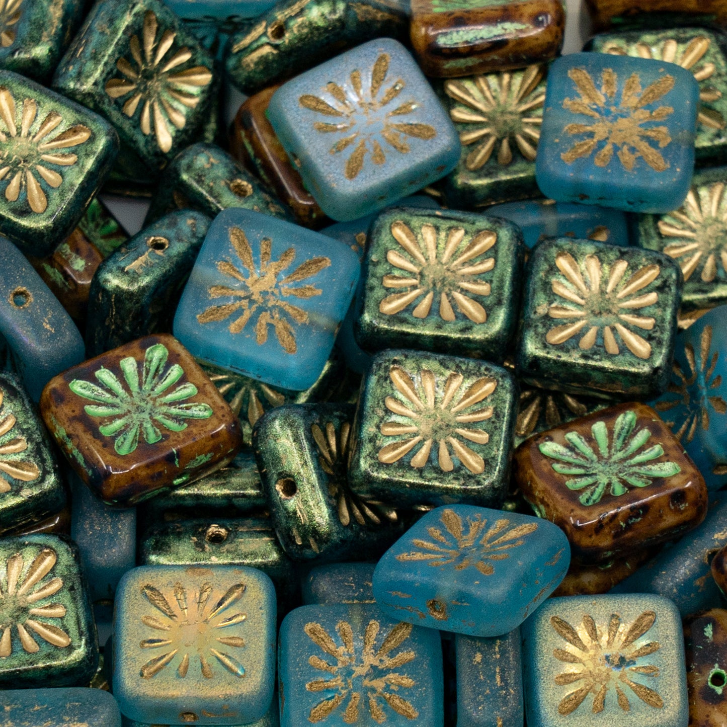 OUTLET 250g/50g Squared Kiwi Beads, 10 x 10 mm, Blue Mixed Colors (blue-mix), Glass, Czech Republic