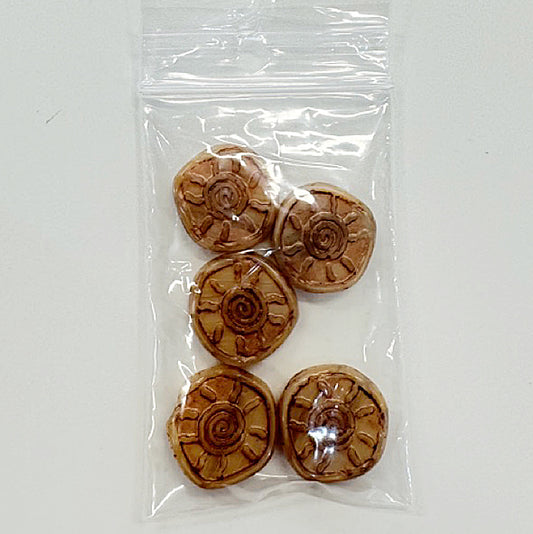 OUTLET 10 克希腊太阳硬币扁平圆形压制珠，米色丝滑铜衬里（16017-54200），玻璃，捷克共和国