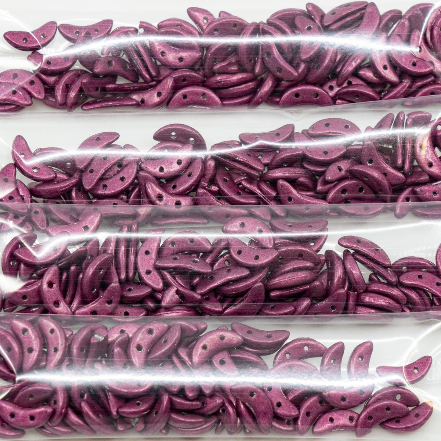アウトレット 10グラム 三日月型2穴ムーンシェイプビーズ、3 x 10 mm、マゼンタ（マゼンタ）、ガラス、チェコ共和国