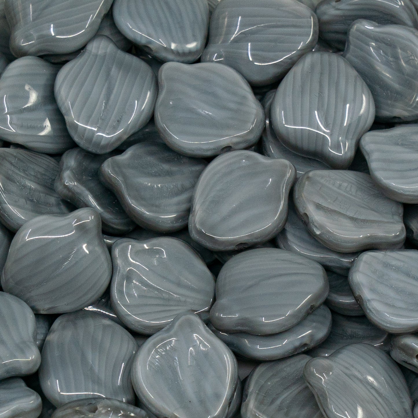 OUTLET 250g/50g Peony Petal Beads, 12 x 15 mm, Silk Gray (silk-gray), Glass, Czech Republic