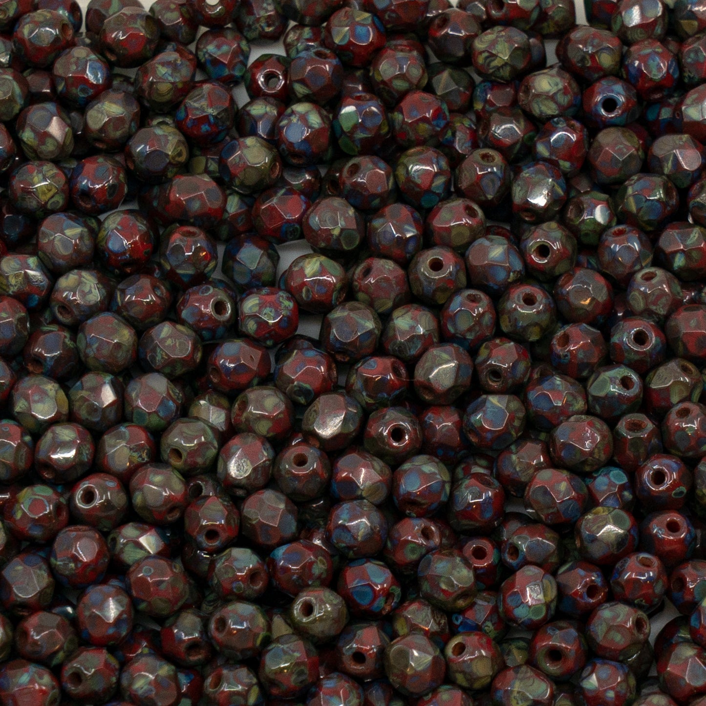 アウトレット（125g/250g）ファセットラウンドファイアポリッシュビーズ、不透明レッドトラバーチン（93200-86800）、ガラス、チェコ共和国