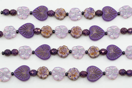 OUTLET 1 pc Stranded Bead Mix strand purple kiwi heart