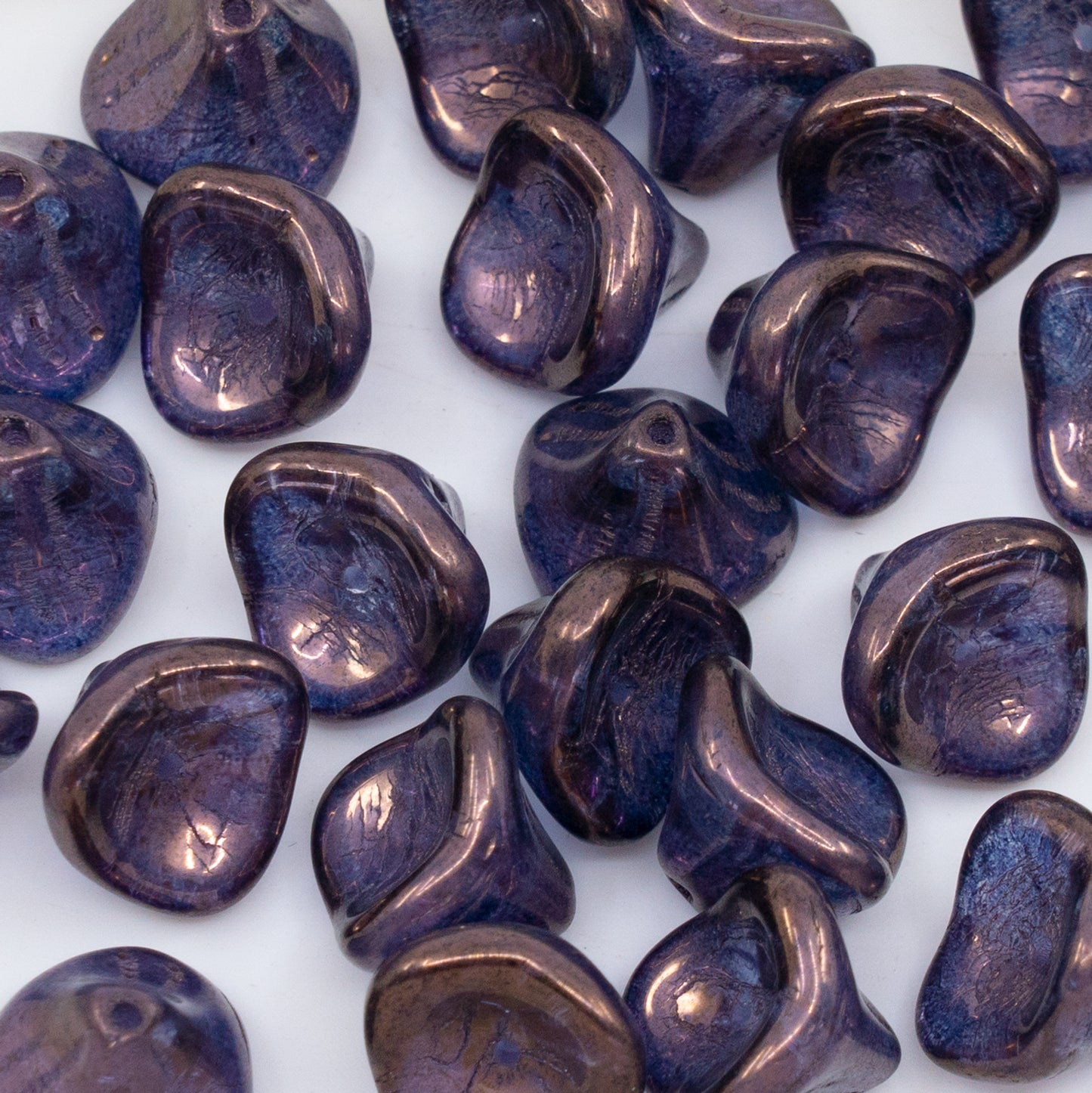 OUTLET 250g/50g Daylily Flower Beads, 12 x 10 mm, Crystal Purple (00030-15726), Glass, Czech Republic