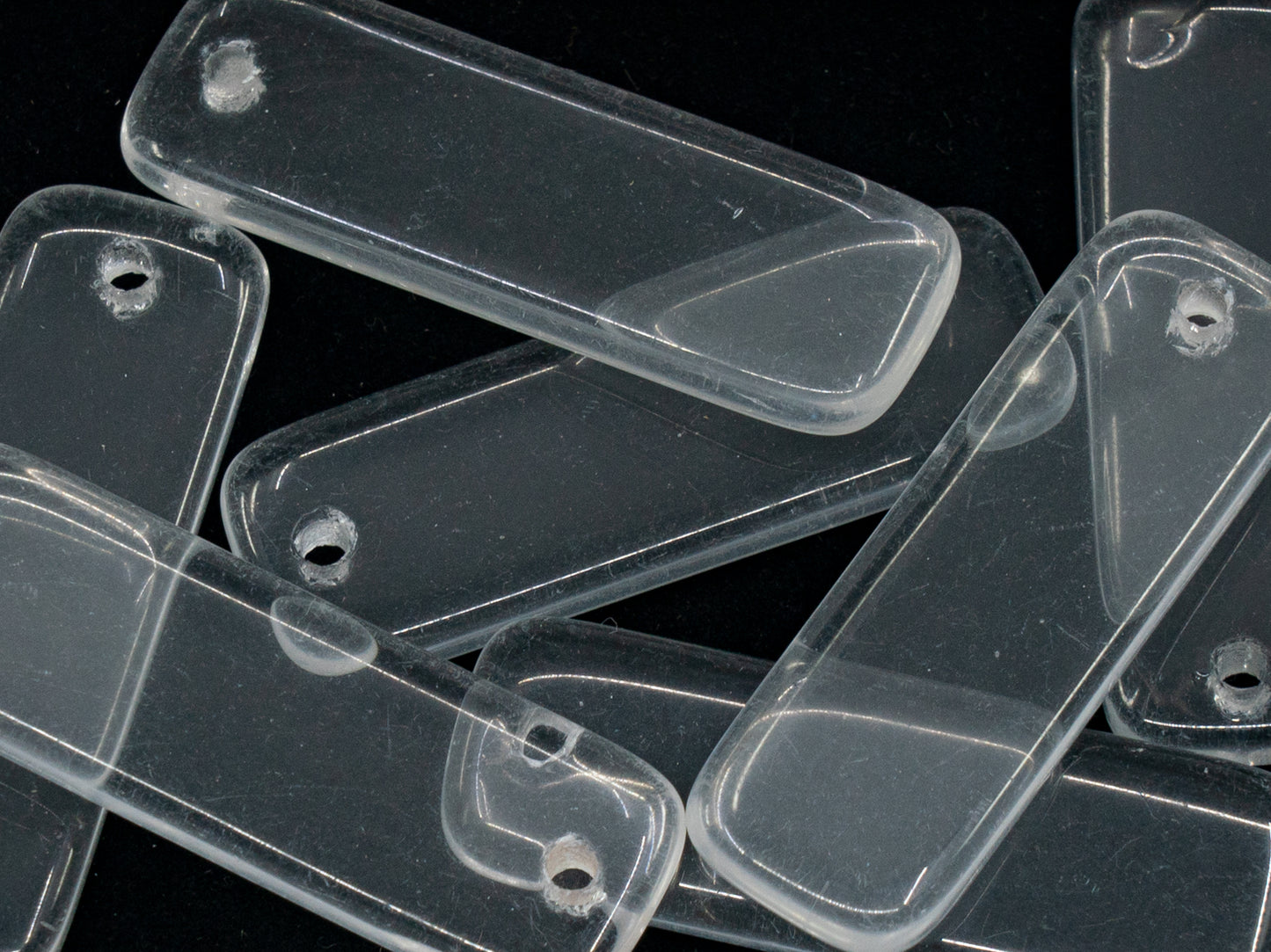 OUTLET 50g Rectangle Pendant Beads, 30 x 10 mm, Crystal (00030), Glass, Czechia