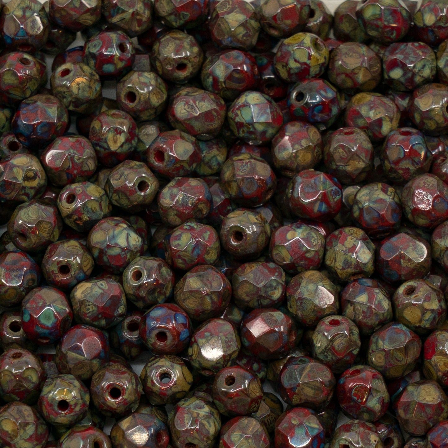 アウトレット（125g/250g）ファセットラウンドファイアポリッシュビーズ、不透明レッドトラバーチン（93200-86800）、ガラス、チェコ共和国