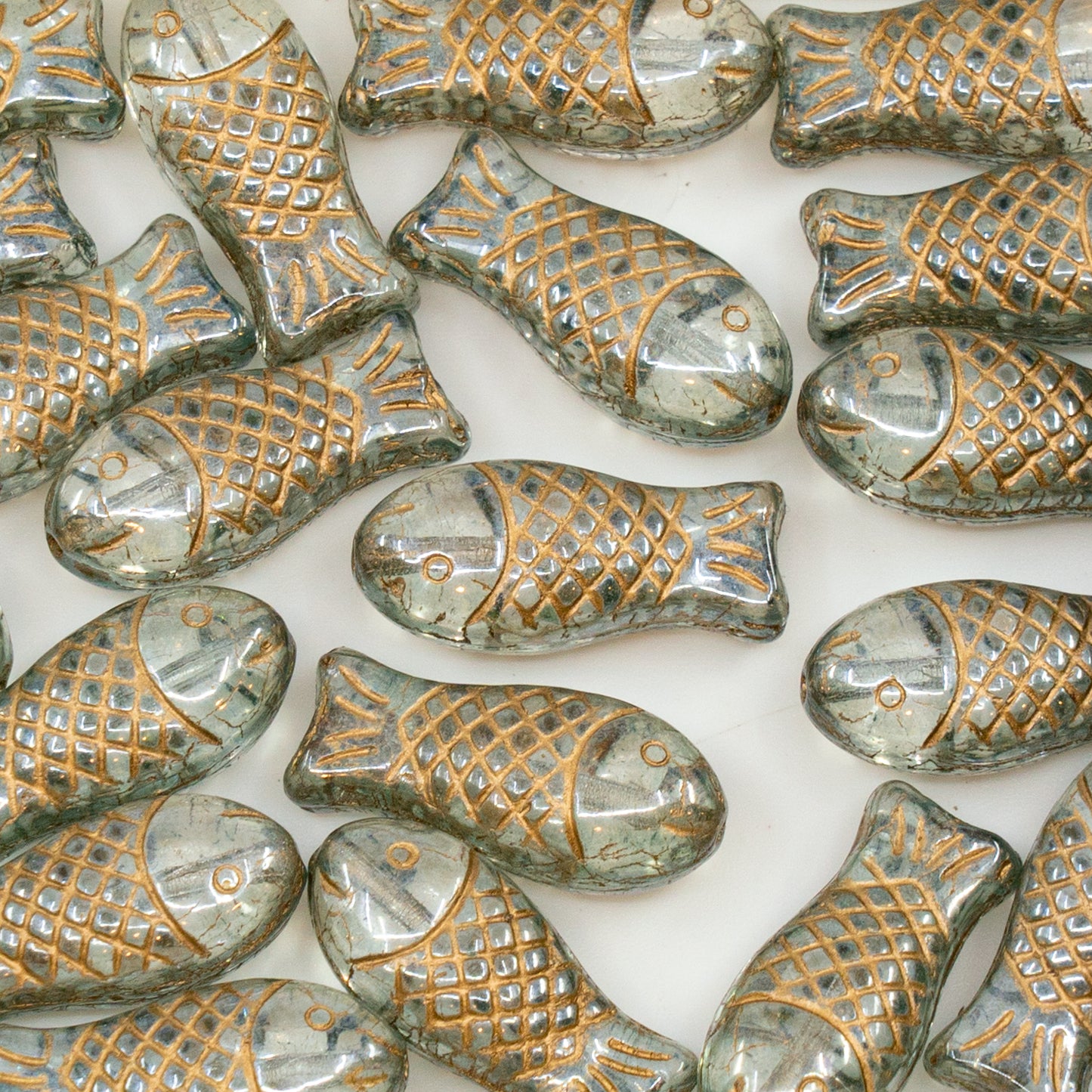 アウトレット 250g ミディアムフィッシュビーズ、20 x 7 mm、クリスタルラスターグリーンフルコーティングゴールドライニング（00030-14457-54302）、ガラス、チェコ共和国