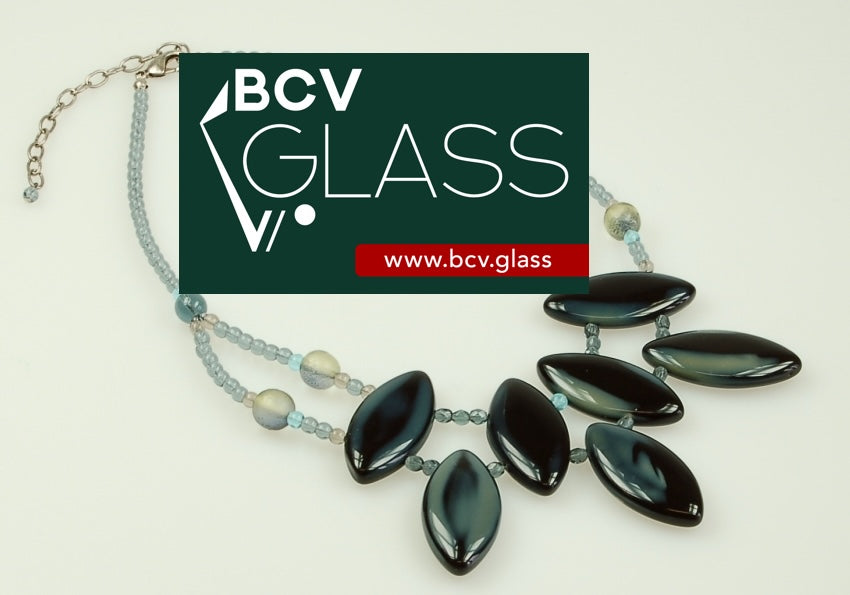 3 pcs Jewelry piece with Czech Glass Beads (OUTLET Vintage)