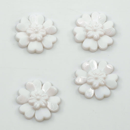 OUTLET 10 克 Vinatge Cabochon Flower，粉笔白 (TE-FLOWERS)，玻璃，捷克共和国