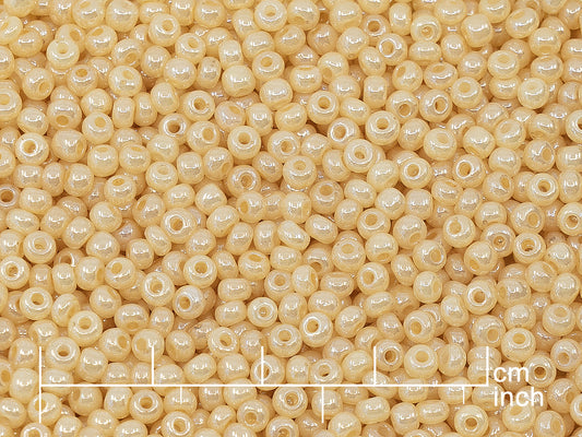 OUTLET Rocailles Seed Beads Preciosa Ornela size 8/0, Shell Beige (47112), Glass, Czech Republic