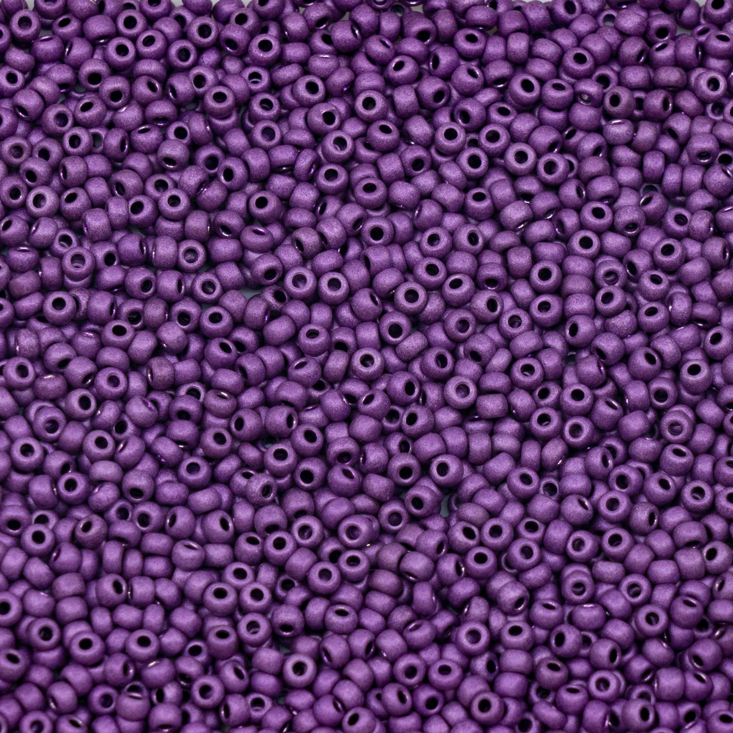 OUTLET 10 grams Preciosa Ornela Seed Beads, Round Hole, Loose, Mat, 10/0, violet metallic dyed crystal (18528), Glass, Czech Republic