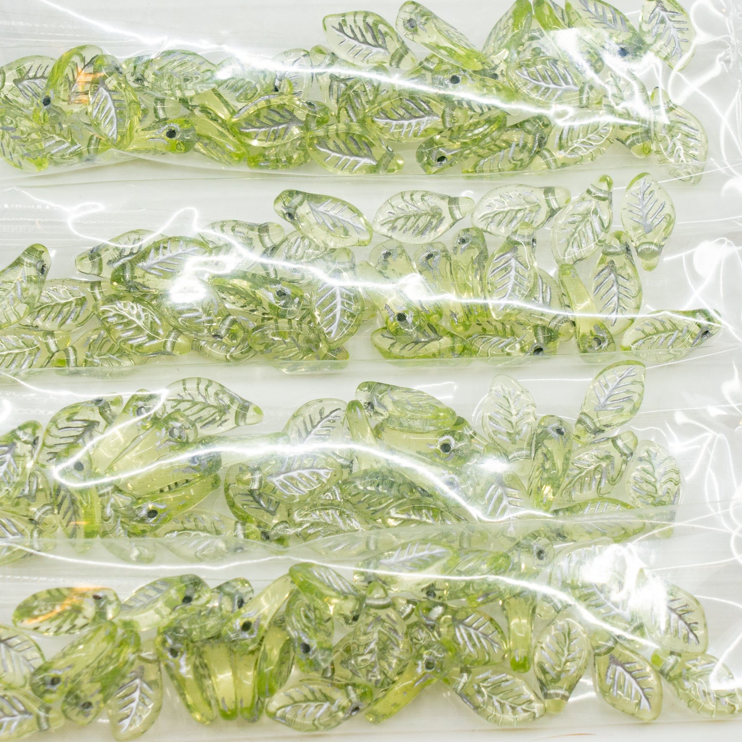 奥特莱斯 10克月桂叶珠，6 x 12毫米，黄银衬里（80130-54301），玻璃，捷克共和国