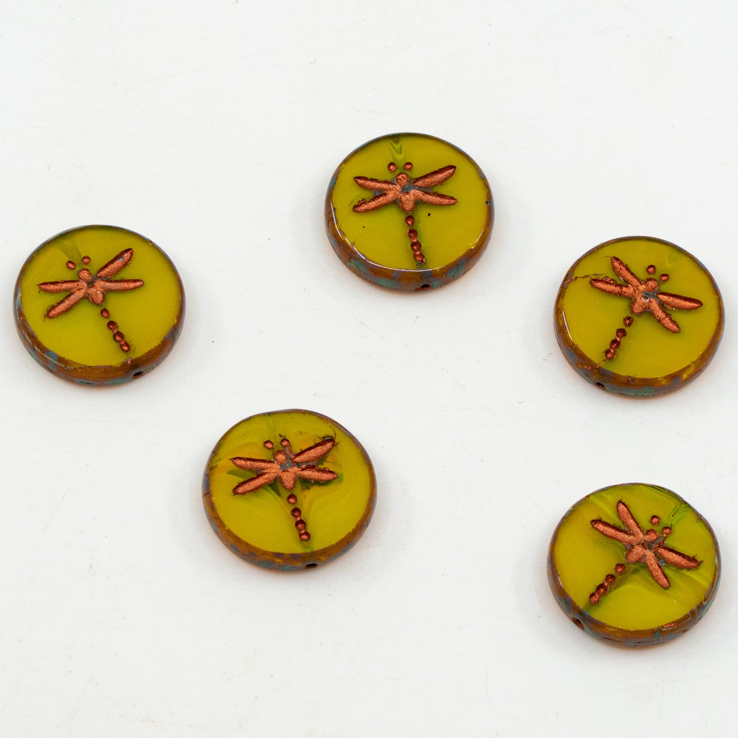 アウトレット 10グラム テーブルカットトンボビーズ、17 x 17 mm、オパールイエロー銅裏地（OPAL-YELLOW-54200）、ガラス、チェコ共和国