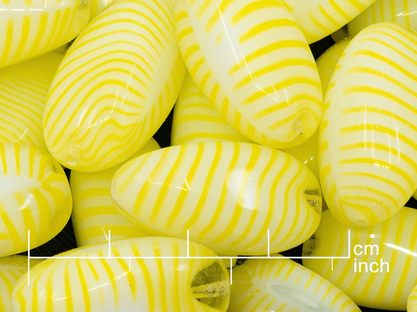 OUTLET 250g Pressed Beads, 28 x 15 mm, 8802 (111-30332-28x15-08802), Glass, Czech Republic - Mixed Glass