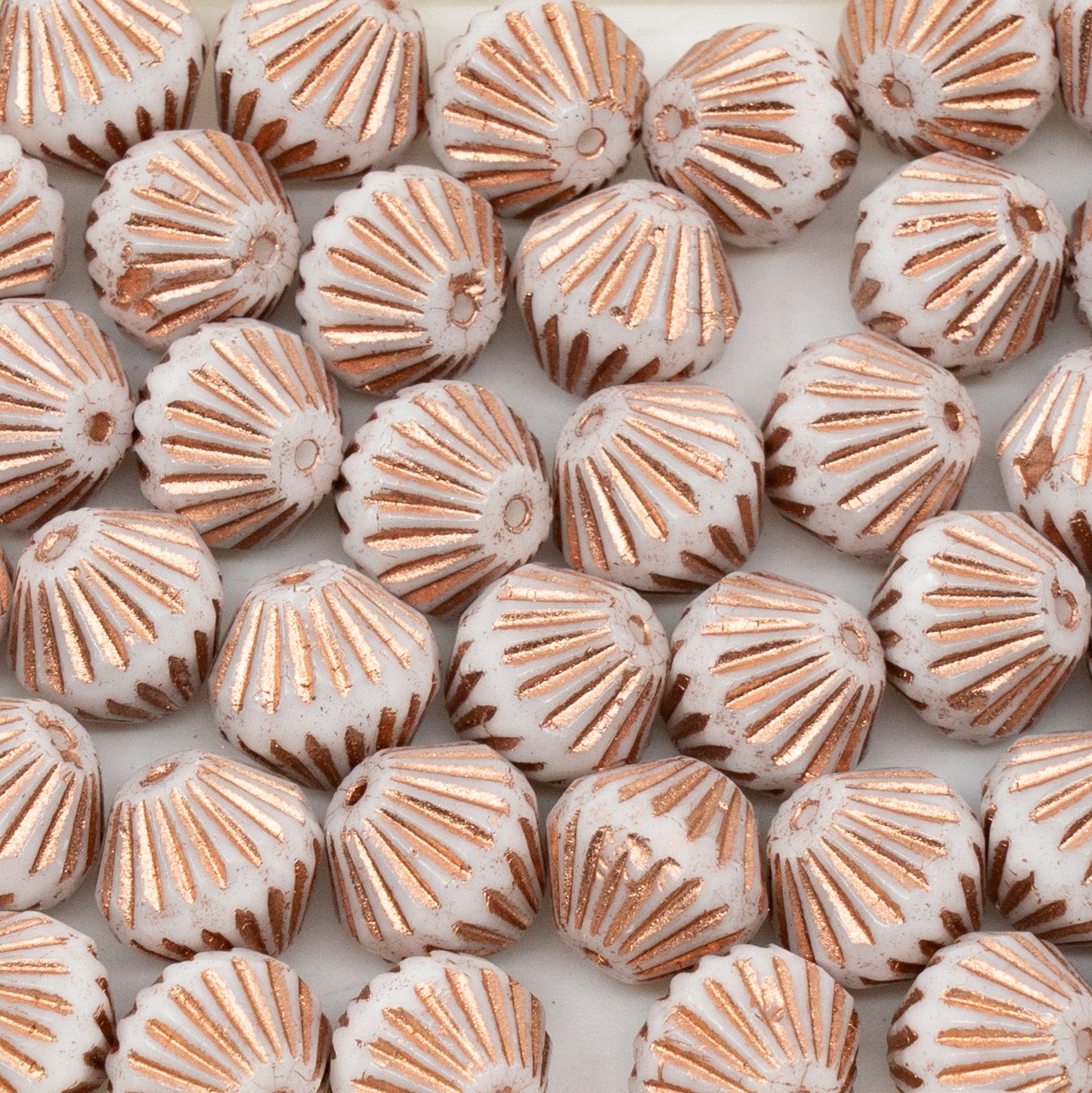 OUTLET 10 grams Special Cut Faceted Fire Polished Beads, 11 x 11 mm, Chalk White Copper Lined (03000-54318), Glass, Czech Republic