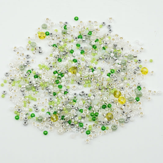 OUTLET 10 grams Preciosa Ornela Rocailles Seed Beads, Spring White Green Mix (Spring Mix), Glass, Czech Republic