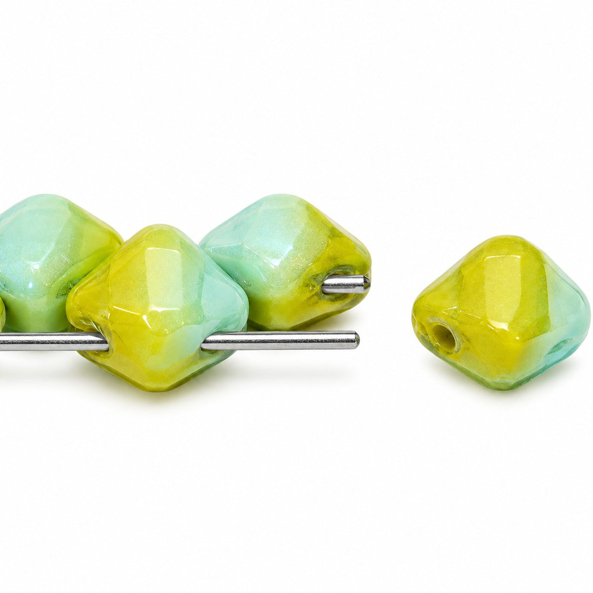Silky 2-Hole Square Beads, S1002 (s1002), Glass, Czech Republic