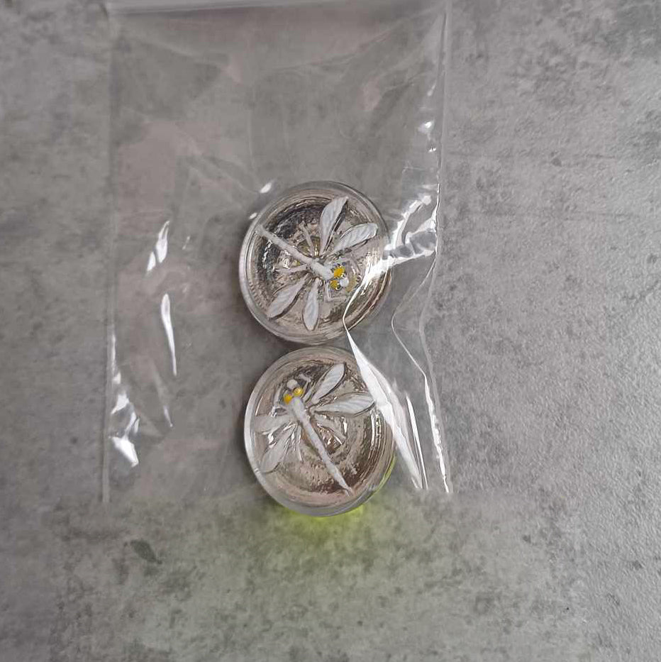 OUTLET 10 grams Czech Glass Buttons, Crystal Dragonfly (00030-dragonfly), Glass, Czech Republic