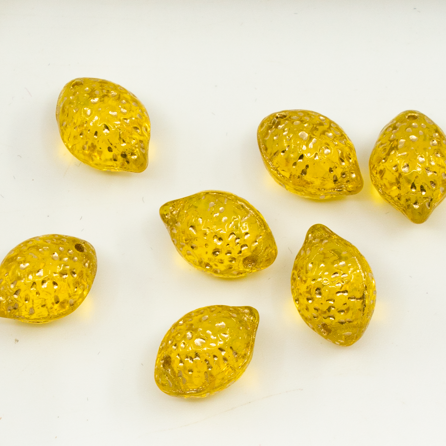OUTLET 10 grams Lemon Beads, 14 x 10 mm, Transparent Yellow Gold Lined (80040-54202), Glass, Czech Republic