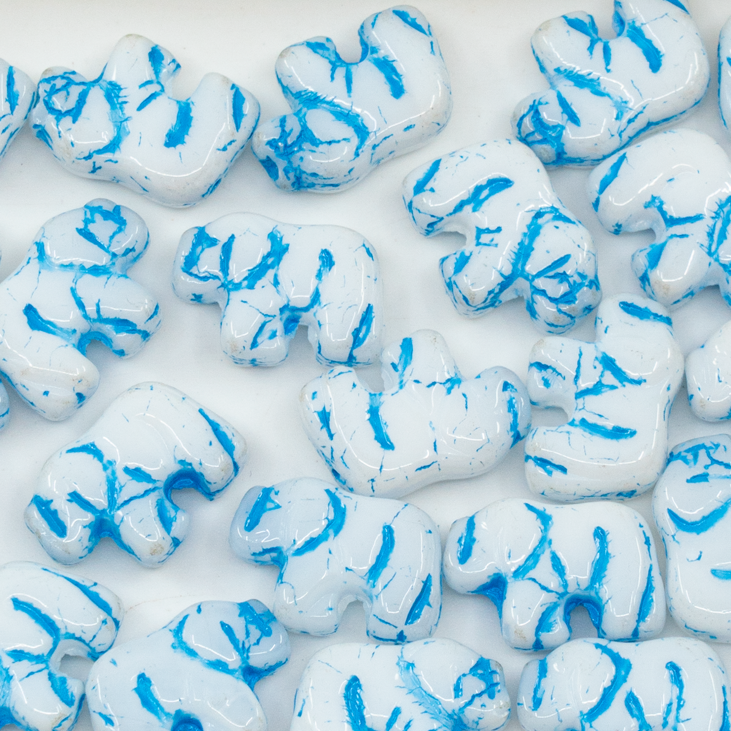 OUTLET 250g Small Elephant Beads, 15 x 11 mm, White Blue Lined (02010-54323), Glass, Czech Republic