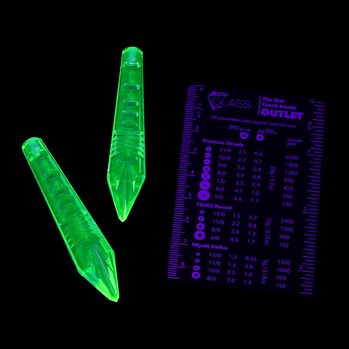 1 pc Uranium Chandelier Trimming Notched Icicle Drop (approx. 76x15mm), Yellow, Hand Cut and Polished Glass, Czech Republic, OUTLET