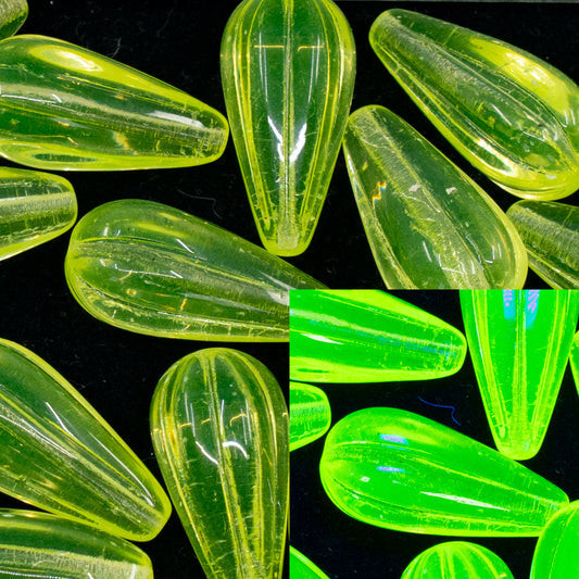 OUTLET 10 grams Pressed Beads, 22 x 11 mm, Transparent Yellow (80130), Glass, Czech Republic