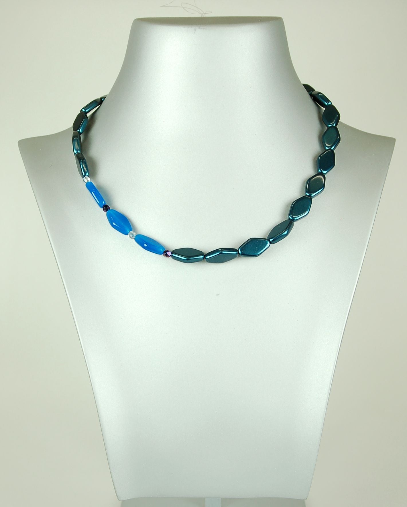 3 pcs Jewelry piece with Czech Glass Beads (OUTLET Vintage)